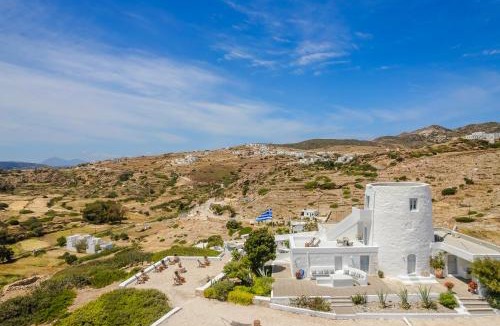 Psathi Hotel | The Windmill Kimolos