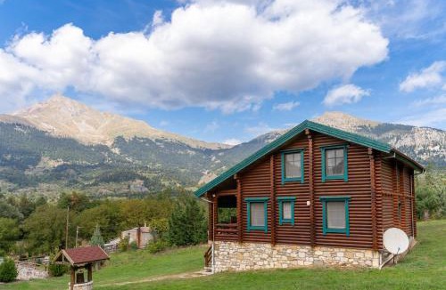 Karpenisi Ski Chalet | Mountain Escape Chalet