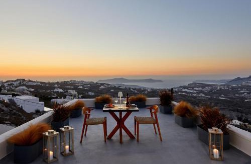 Pyrgos Hotel | Arxegono Cave Houses Santorini