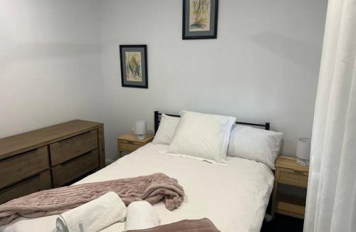 Cheltenham House | 3 Bedroom Home in Cheltenham