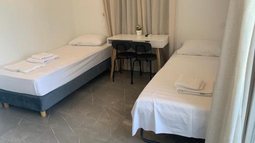 Ag. Georgios Apartment | COSMOS Studios Iraklia