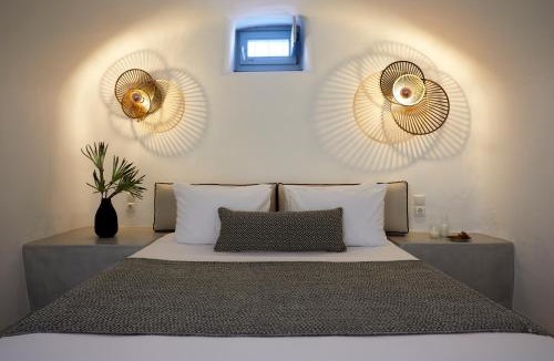 Pyrgos Hotel | Arxegono Cave Houses Santorini