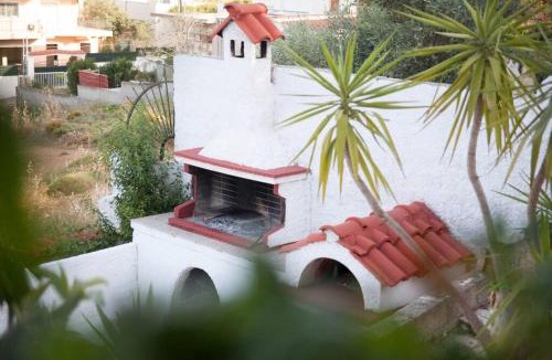 Spiliazeza House | Sunny house, stunning Aegean Sea views.