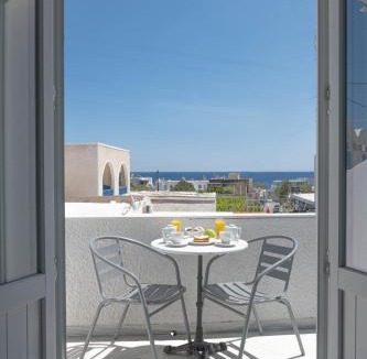 Kamari House | Join Us Low Cost Rooms