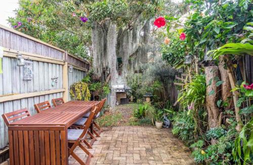 Erskineville House | 2 Bed Renovated Terrace - Erskinville