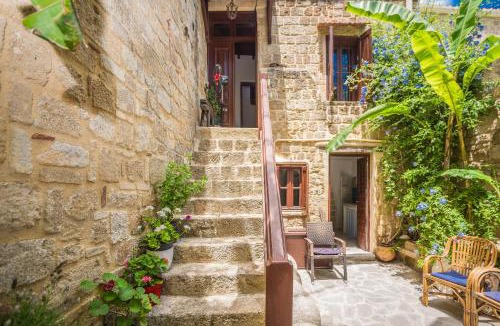 Rhodes Old Town Apartment | El Rhodian Villa