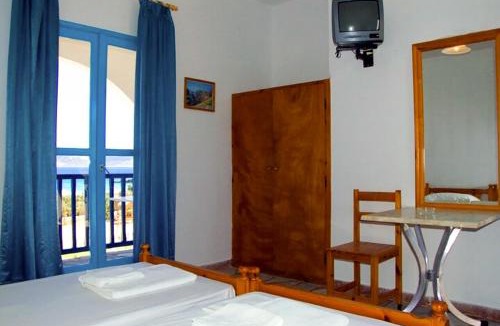 Koufonisia Hotel | Finikas Seaside Hotel