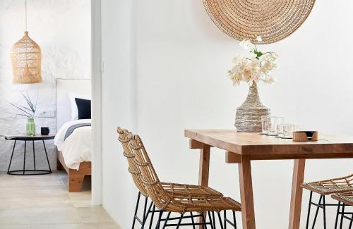 Apollonia Hotel | Delmar Apartments & Suites Milos - Delmar Collection