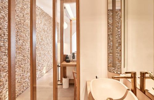 Mykonos Town Hotel | Myconian Naia - Preferred Hotels & Resorts
