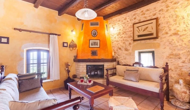 Samonas Traditional Villas - 5 maisonettes in Chania