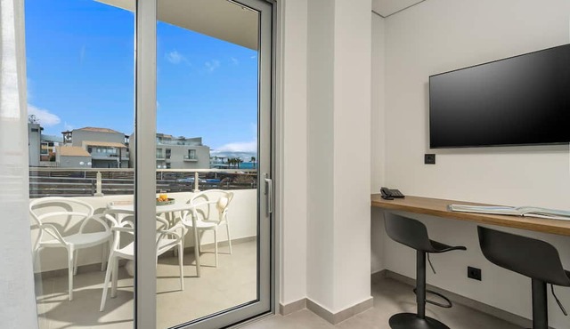Ostrakon Suites in Agia Marina