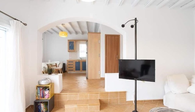 Dreamscape 3-Bedroom Mykonos Hideaway
