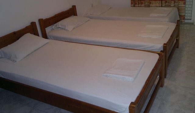 Fania Apartments