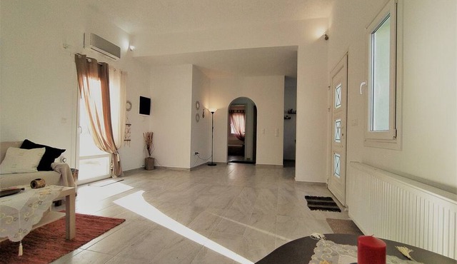Oniropagida Family Apartment