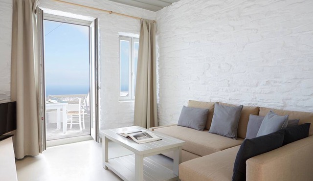 Junior Suite With Sea View by Kea Village Suites in Ioulida