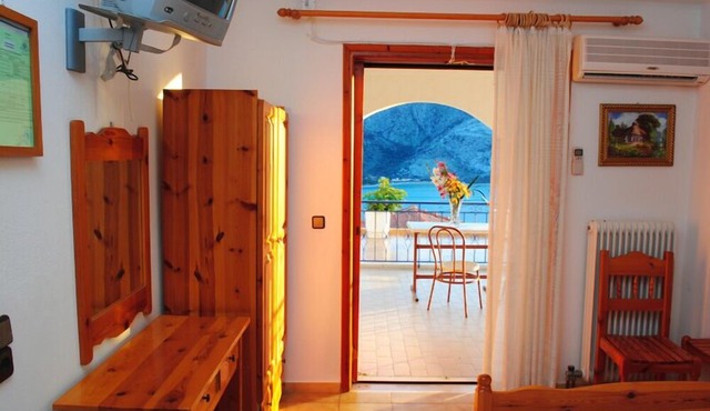Panorama Ionio Studios & Apartments in Igoumenitsa