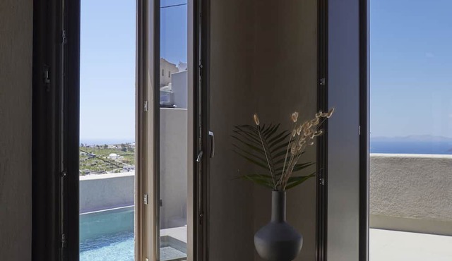 Halcyon Days Suites