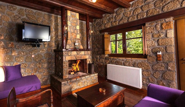 Pera Alonia Guest House in Xylokastro-Evrostina