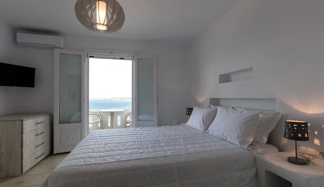 Apricot and Sea Luxury Villas