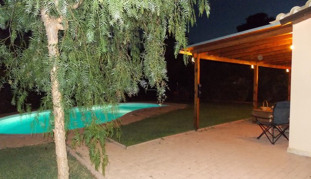 Private countryhouse with pool near Athens airport in Kouvaras