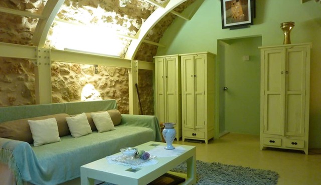 St. George Sykoussis Traditional Residence