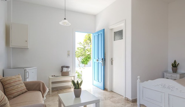 Eleana Studios