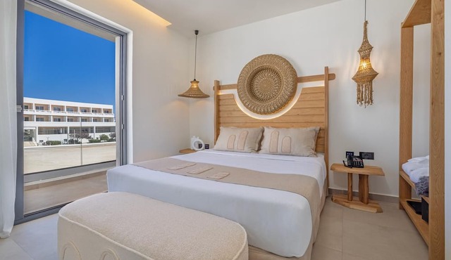 Cabana White Boutique Hotel