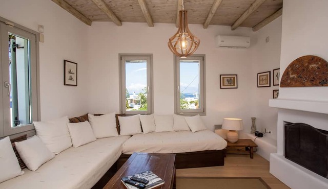Baroness in Mykonos With 5 Bedrooms and 4 5 Bathrooms