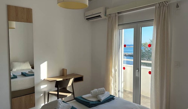 Annoula Studio & Apartments