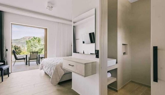 Lighthouse Apartments