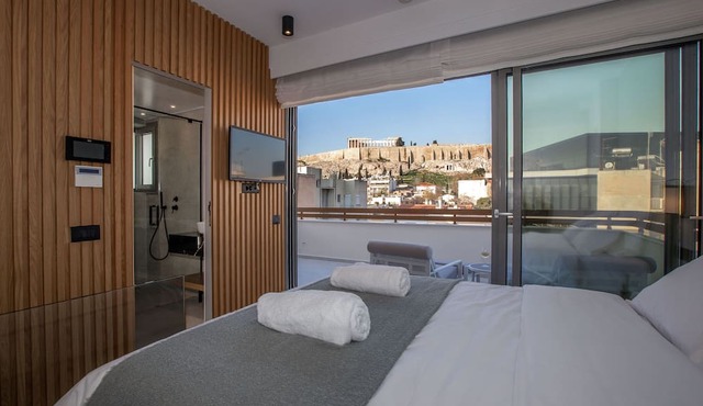 Acropolis Golden Suites by GHH