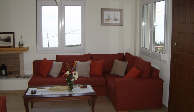 Stavento - Villas Trapeza & Voura in Aigialeia