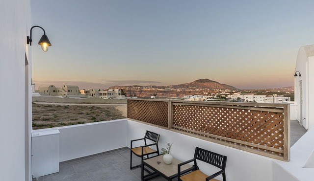 Alafropetra Luxury Suites