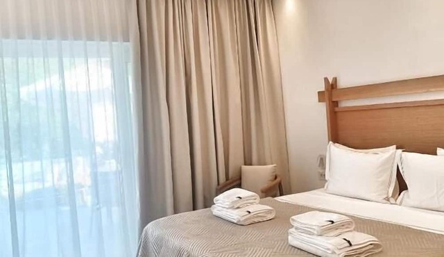 DelMar Suites Syros