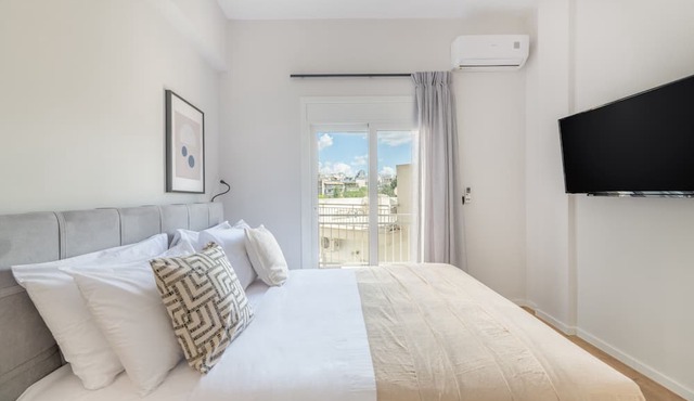 Lovely 3BR Apartment in Pangrati in Kesariani