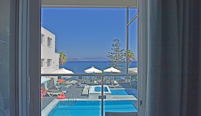 Bristol Sea View Apartments