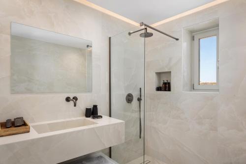 Parolea Luxury Living Hotel in Naousa