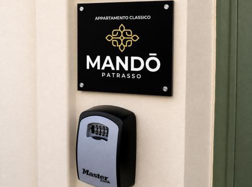 MANDO PATRASSO - Clasical apartment in the center of Patras with free parking