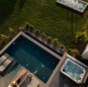 Aphrodite Luxury Villas & Suites-Private Heated Pool & Jacuzzi in Kos