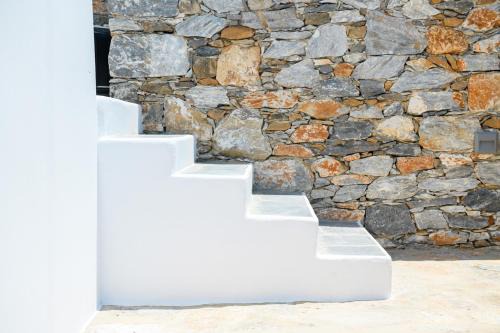 "Araklos" Summer houses