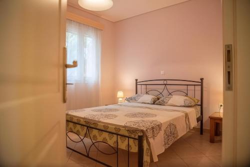 Evoia Village House