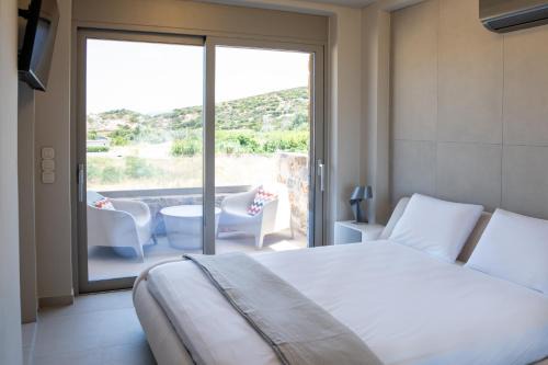 Stone Luxury Suites