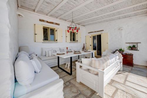 Villa Danae by the sea