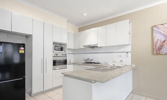 Newington House | MetaWise Newington Chic and 3Bed House Sleep 6