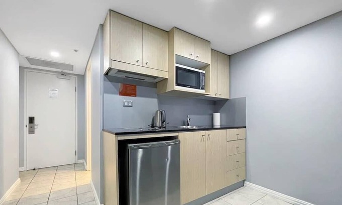 Haymarket Apartment | MetaWise Sydney CBD Haymarket City View 1Bed