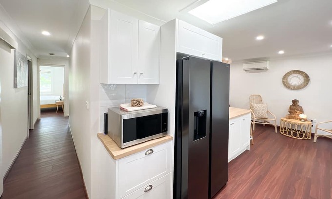 Central Coast House | The Swan Lakehouse, on Budgewoi Lake